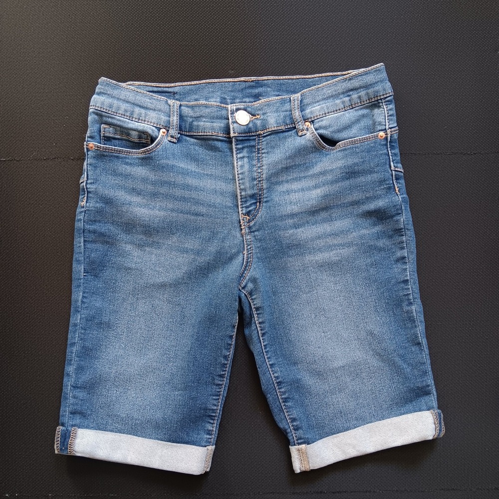 Juicy Couture Denim Bermuda Shorts Womens 30 Blue Excellent Cuffed Stretch
